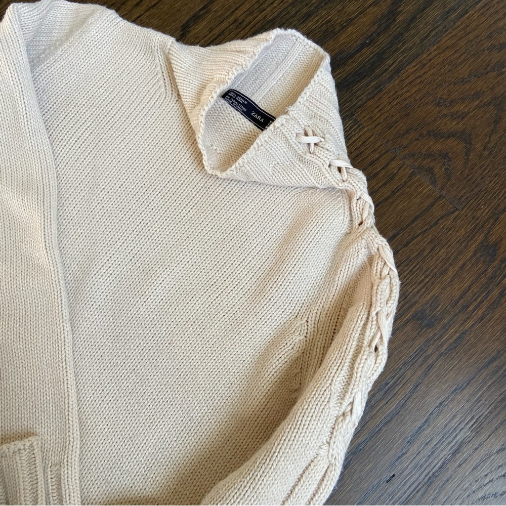 Cream Knit short turtleneck Zara sweater